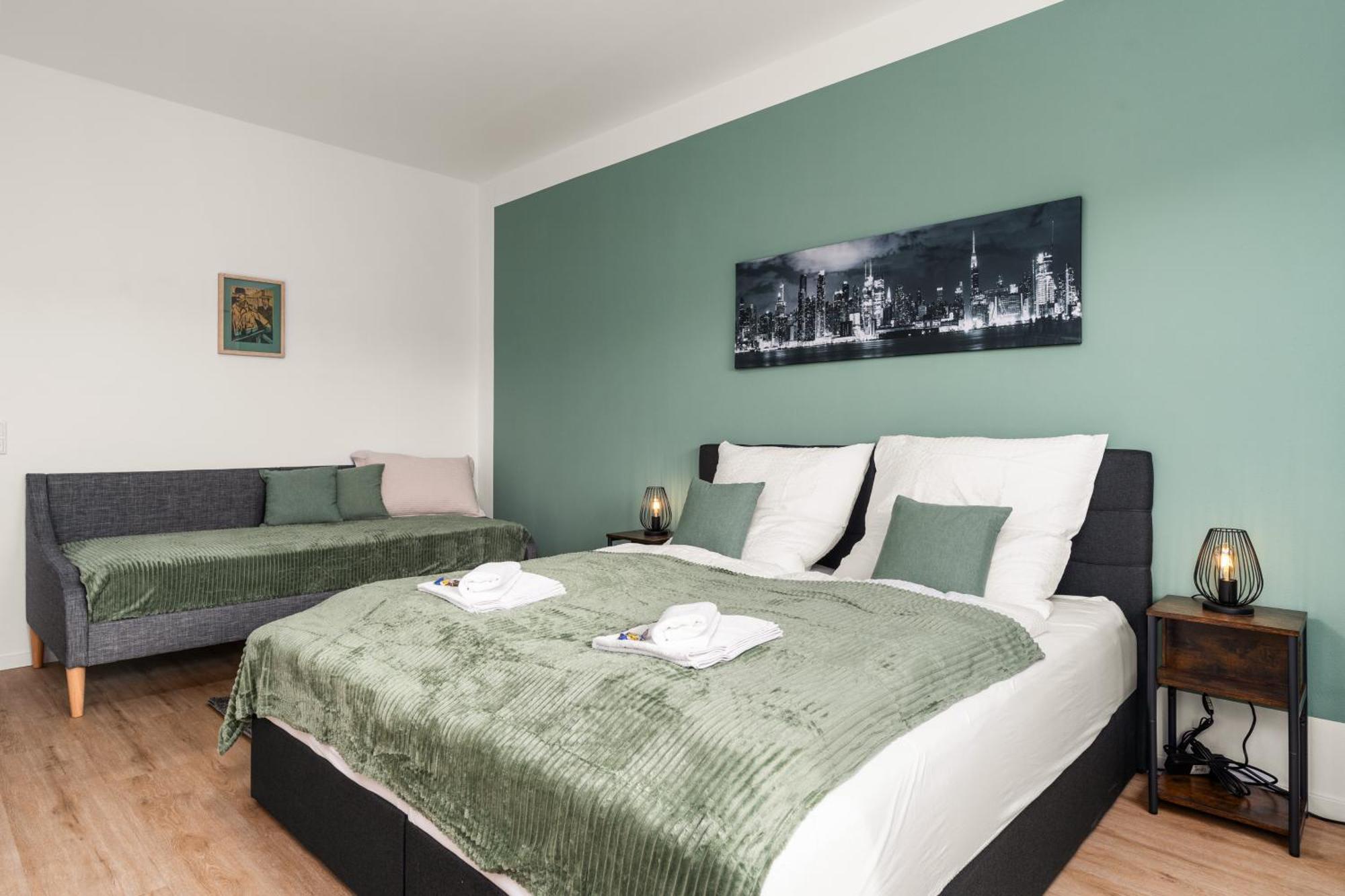 Homely-Apartment Manhattanart, Zentral, Parkplatz, Billard,Ps4, Dart, Balkon บีเลอเฟล์ด ภายนอก รูปภาพ